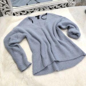 FOREVER 21 BLUE V NECK SWEATER